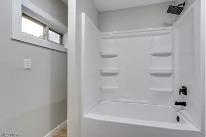 3236 Young Avenue NW, Massillon, OH 44647 - Photo 17