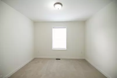 160 E Channel Street, Newark, OH 43055 - Photo 17