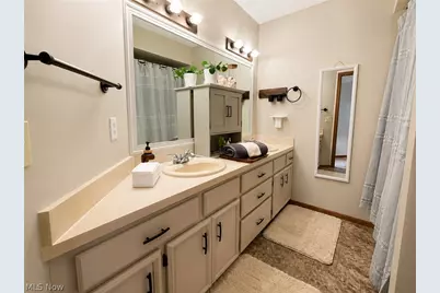 6834 Harbor Drive NW, Canton, OH 44718 - Photo 23