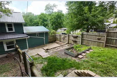 733 Critchfield Street, Millersburg, OH 44654 - Photo 7