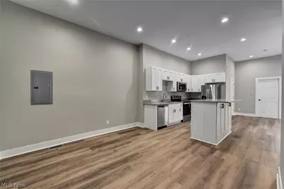 6014 Franklin Boulevard #1, Loveland, OH 44102 - Photo 5
