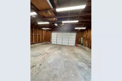 300 W 38th Street, Shadyside, OH 43947 - Photo 15