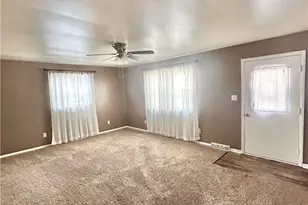 300 W 38th St, Shadyside, OH 43947 - Photo 5
