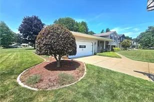 8394 4 Seasons Trail, Poland, OH 44514 - Photo 9