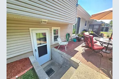 8394 Four Seasons Trail, Poland, OH 44514 - Photo 15