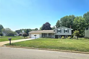 8394 4 Seasons Trail, Poland, OH 44514 - Photo 5