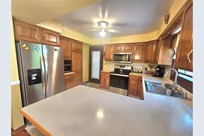 8394 Four Seasons Trail, Poland, OH 44514 - Photo 23