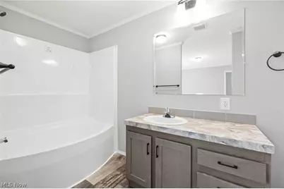 120 Sunset Drive #32, Lodi, OH 44254 - Photo 5