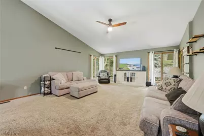 2402 Woodlawn Drive NW, Dover, OH 44622 - Photo 11