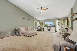 2402 Woodlawn Dr NW, Dover, OH 44622 - Photo 11