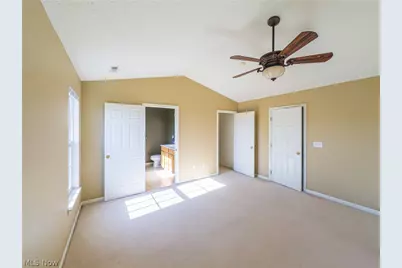 37603 Stoney Lake Drive, North Ridgeville, OH 44039 - Photo 9