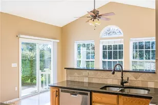 37603 Stoney Lake Dr, North Ridgeville, OH 44039 - Photo 5