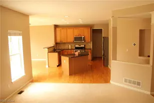 37603 Stoney Lake Dr, North Ridgeville, OH 44039 - Photo 13
