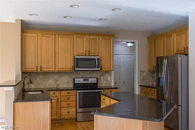 37603 Stoney Lake Drive, North Ridgeville, OH 44039 - Photo 3