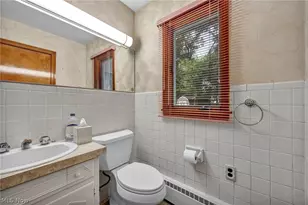 1030 Hillsdale Ave, Lorain, OH 44052 - Photo 17
