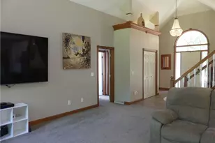 7395 Hunting Lake Dr, Concord Twp, OH 44077 - Photo 7