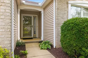 3477 Elmhurst Cir, Uniontown, OH 44685 - Photo 5
