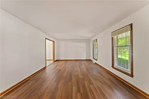 442 S Briarcliff Dr, Canfield, OH 44406 - Photo 5