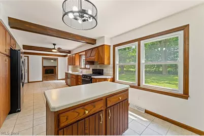 442 S Briarcliff Drive, Canfield, OH 44406 - Photo 11