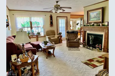 1449 4th Street SE, New Philadelphia, OH 44663 - Photo 3