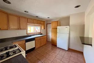 605 Sackett Ave, Cuyahoga Falls, OH 44221 - Photo 7