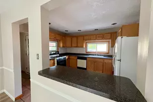 605 Sackett Ave, Cuyahoga Falls, OH 44221 - Photo 5