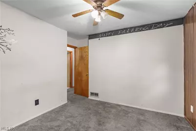 6240 Montrose Drive, Madison, OH 44057 - Photo 11