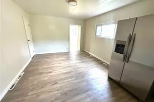 1055 Ambrose Ave, East Liverpool, OH 43920 - Photo 11
