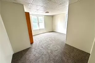 1055 Ambrose Ave, East Liverpool, OH 43920 - Photo 15