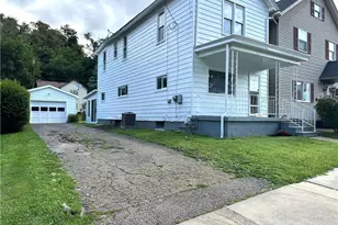 1055 Ambrose Ave, East Liverpool, OH 43920 - Photo 3