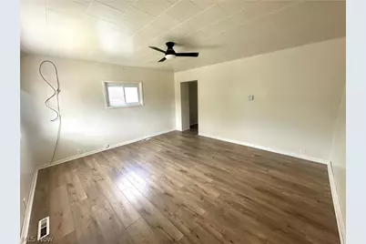1055 Ambrose Avenue, East Liverpool, OH 43920 - Photo 9