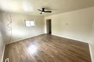 1055 Ambrose Ave, East Liverpool, OH 43920 - Photo 9