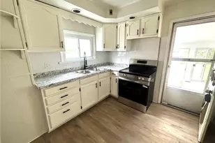 1055 Ambrose Ave, East Liverpool, OH 43920 - Photo 13