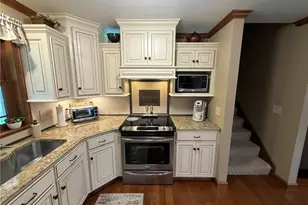 410 Stratton Ave SW, New Philadelphia, OH 44663 - Photo 5