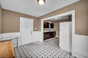 535 Brittain Rd, Akron, OH 44305 - Photo 19