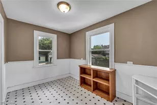 535 Brittain Rd, Akron, OH 44305 - Photo 17