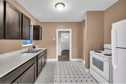 535 Brittain Road, Akron, OH 44305 - Photo 15