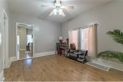 1364 W 58th Street, Loveland, OH 44102 - Photo 7