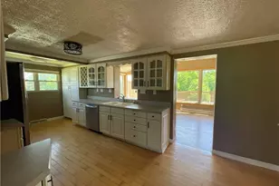 878 Bantam Ridge Rd, Steubenville, OH 43953 - Photo 5