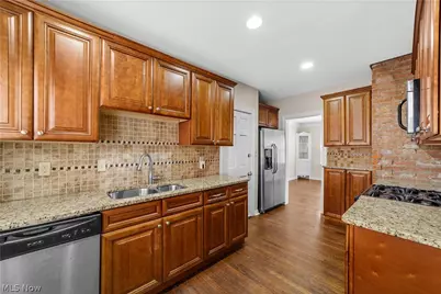 19619 Winslow Road, Huber Heights, OH 44122 - Photo 11