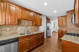 19619 Winslow Rd, Huber Heights, OH 44122 - Photo 11