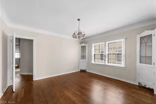 19619 Winslow Rd, Huber Heights, OH 44122 - Photo 5