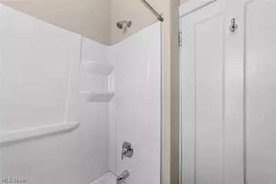 19619 Winslow Road, Huber Heights, OH 44122 - Photo 29