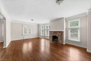 19619 Winslow Rd, Huber Heights, OH 44122 - Photo 3