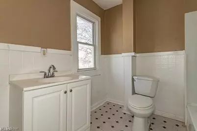 3439 W 65th Street, Loveland, OH 44102 - Photo 13