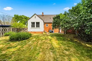 134 E 293rd St, Willowick, OH 44095 - Photo 25