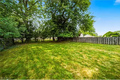 134 E 293rd Street, Willowick, OH 44095 - Photo 31