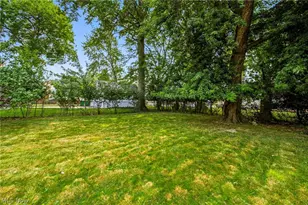 134 E 293rd St, Willowick, OH 44095 - Photo 33