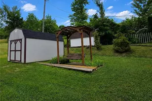 171 Pyle Pl, Adena, OH 43901 - Photo 19