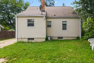 351 Hoover Ave, Akron, OH 44312 - Photo 5